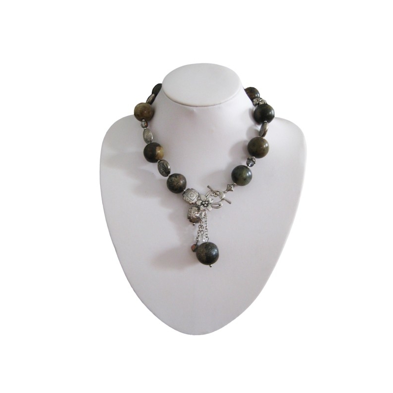 Silver Necklace With Green Agate